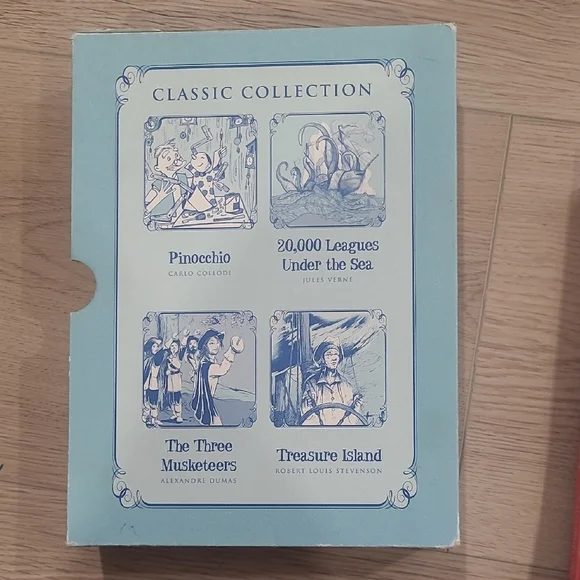 Classic Collection and Pinocchio Books Set - Picture 2 of 3